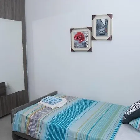 Anemoni 12 Πρωταράς
